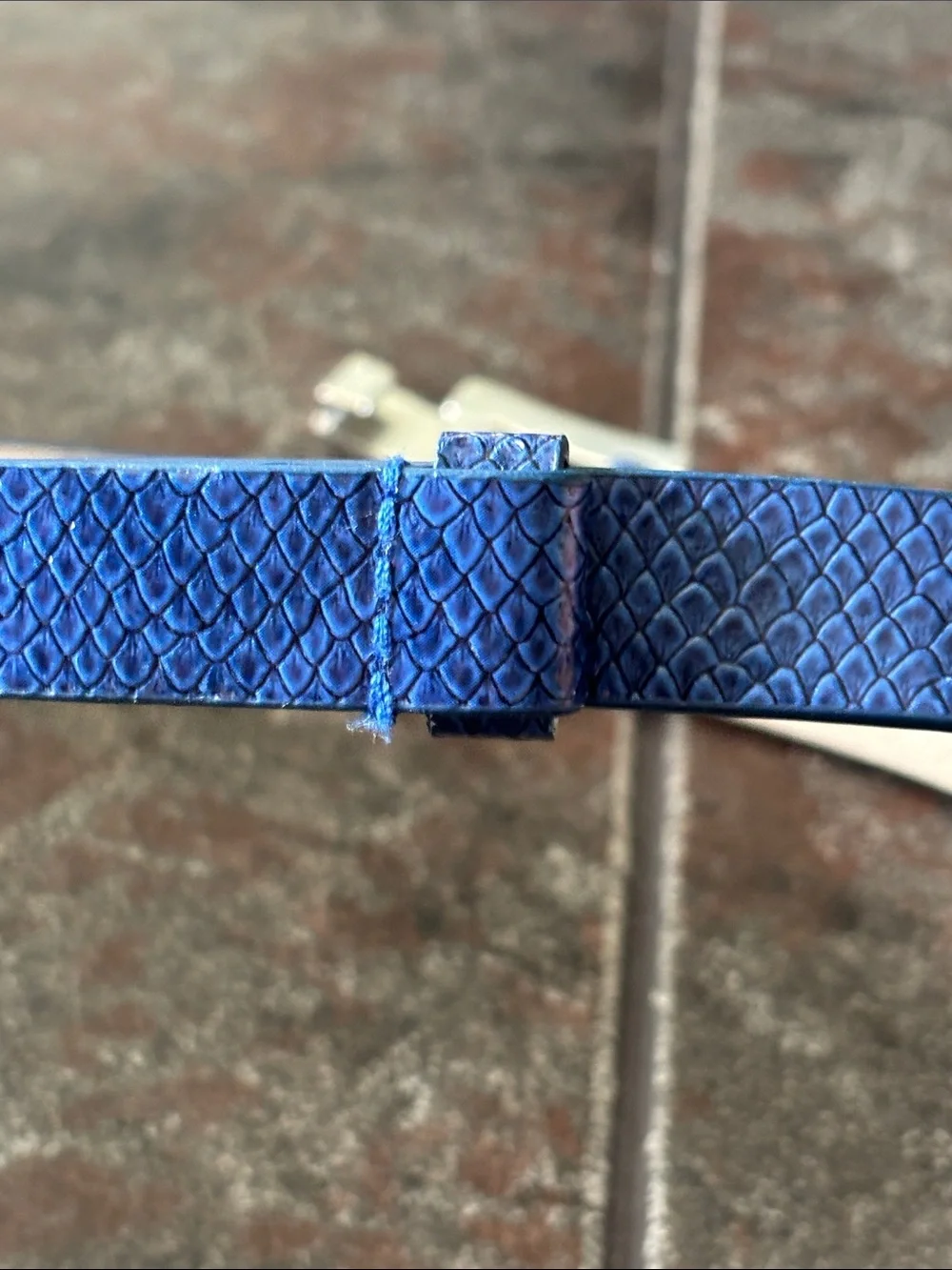 White House Black Market Blue Leather Belt with Silver Chain-Link Hardware